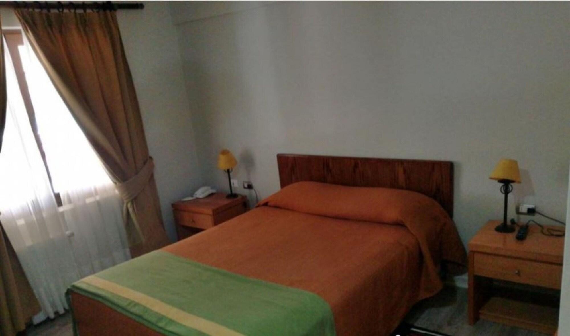 Hotel Diego De Almagro Сан Педро де Атакама Екстериор снимка